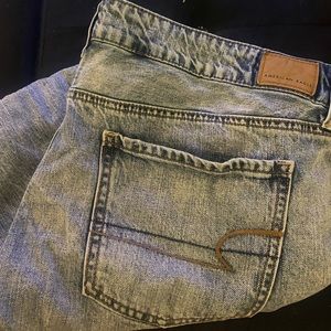 American Eagle ripped/ tattered jeans